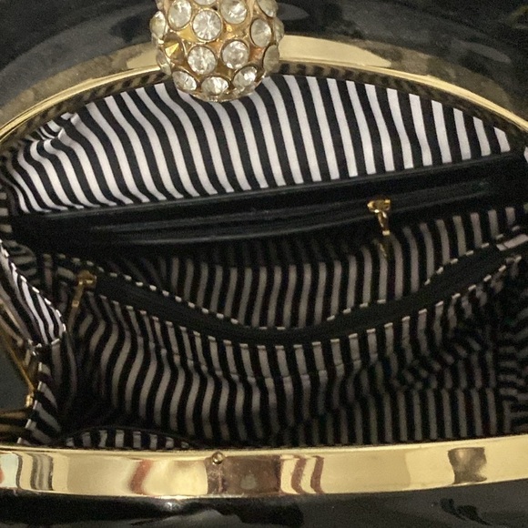 UNBRANDED MOB WIFE PURSE BIG STUDDED CLOSURE NEW SHOULDER STRAP Leopard Print - Picture 11 of 15